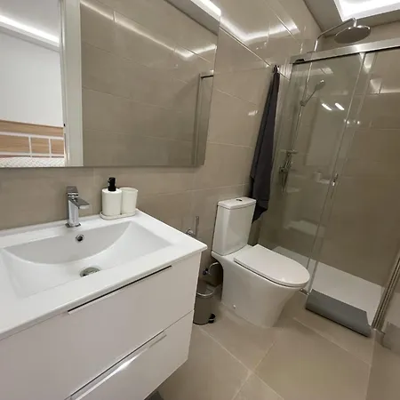 شقة 11 Beautiful Esmeralda, A/c, Wifi *